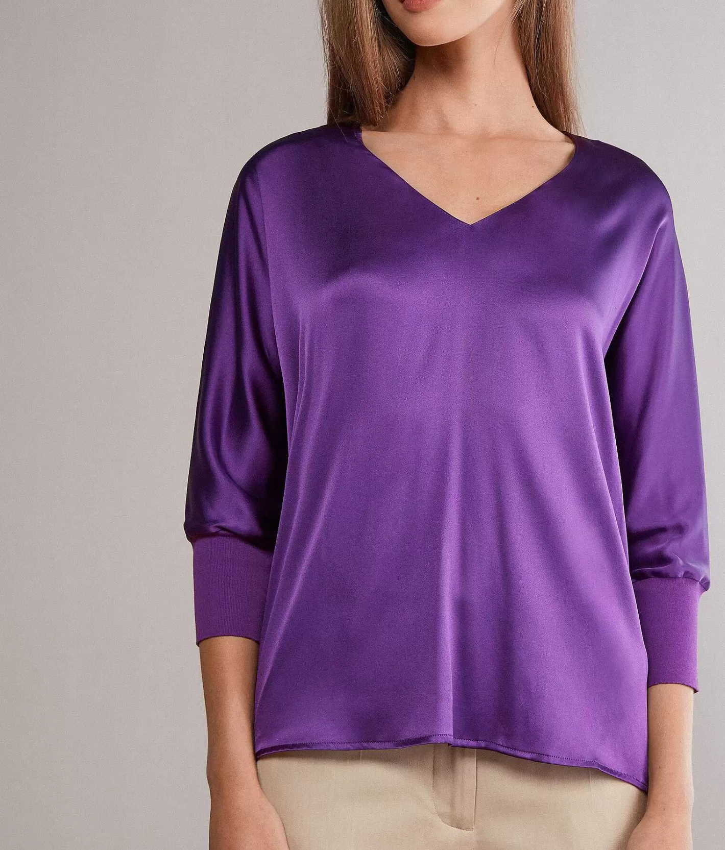 Falconeri Blusa Scollo V In Seta Sale