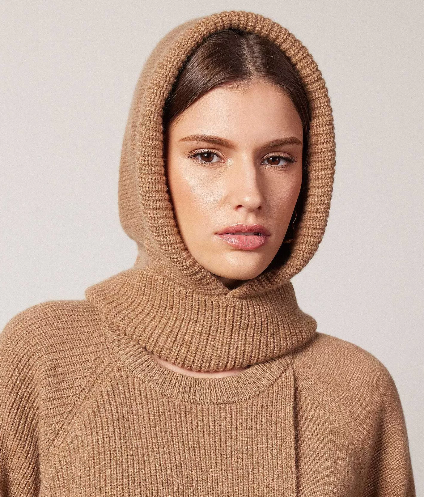 Falconeri Cappuccio In Cashmere Ultrasoft Store