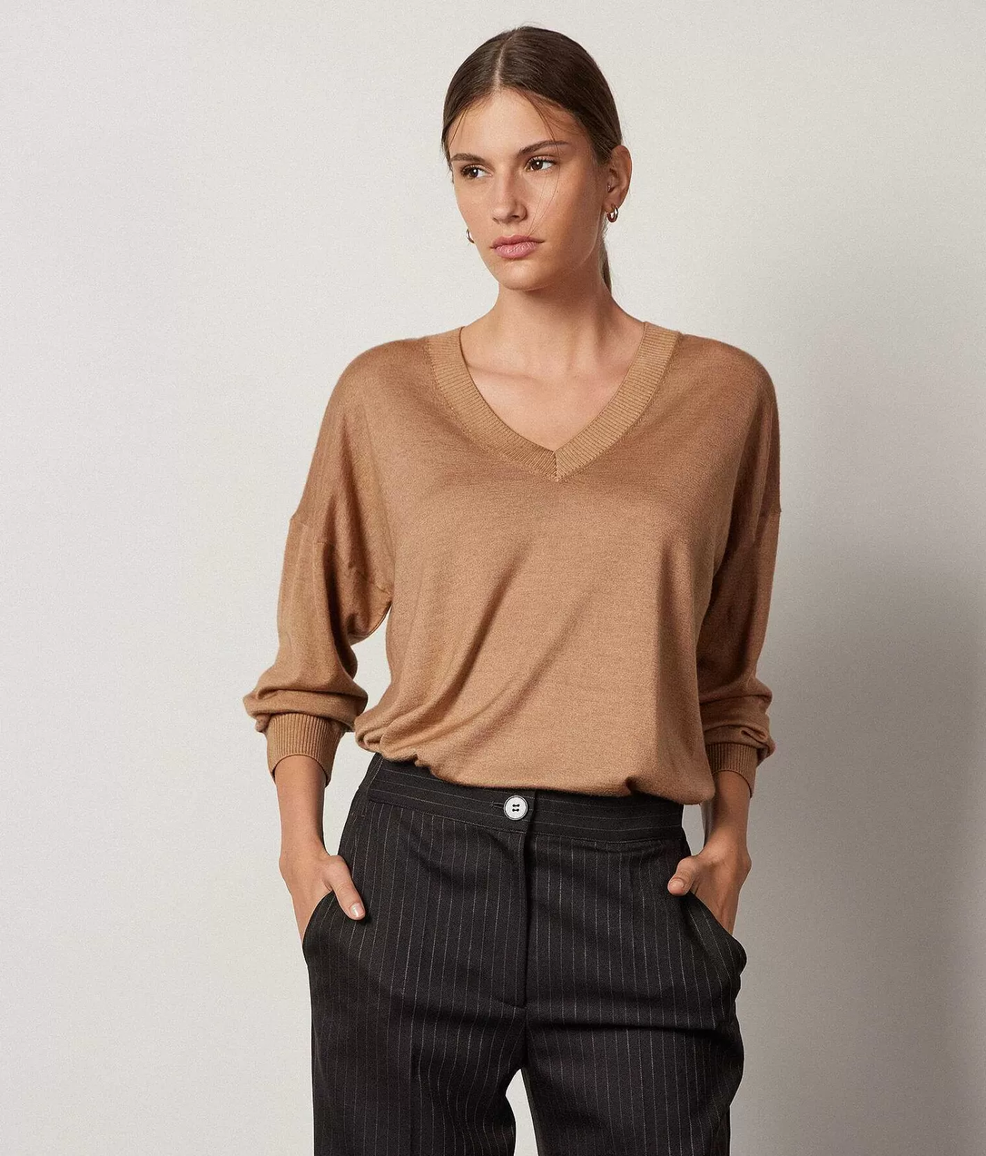 Falconeri Maglia Scollo A V In Cashmere Ultrafine Outlet