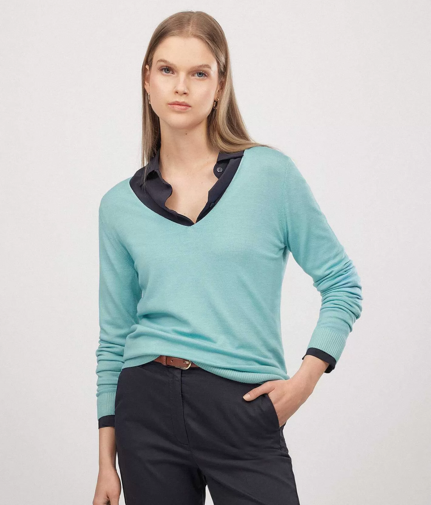 Falconeri Maglia Scollo A V In Cashmere Ultrafine Cheap