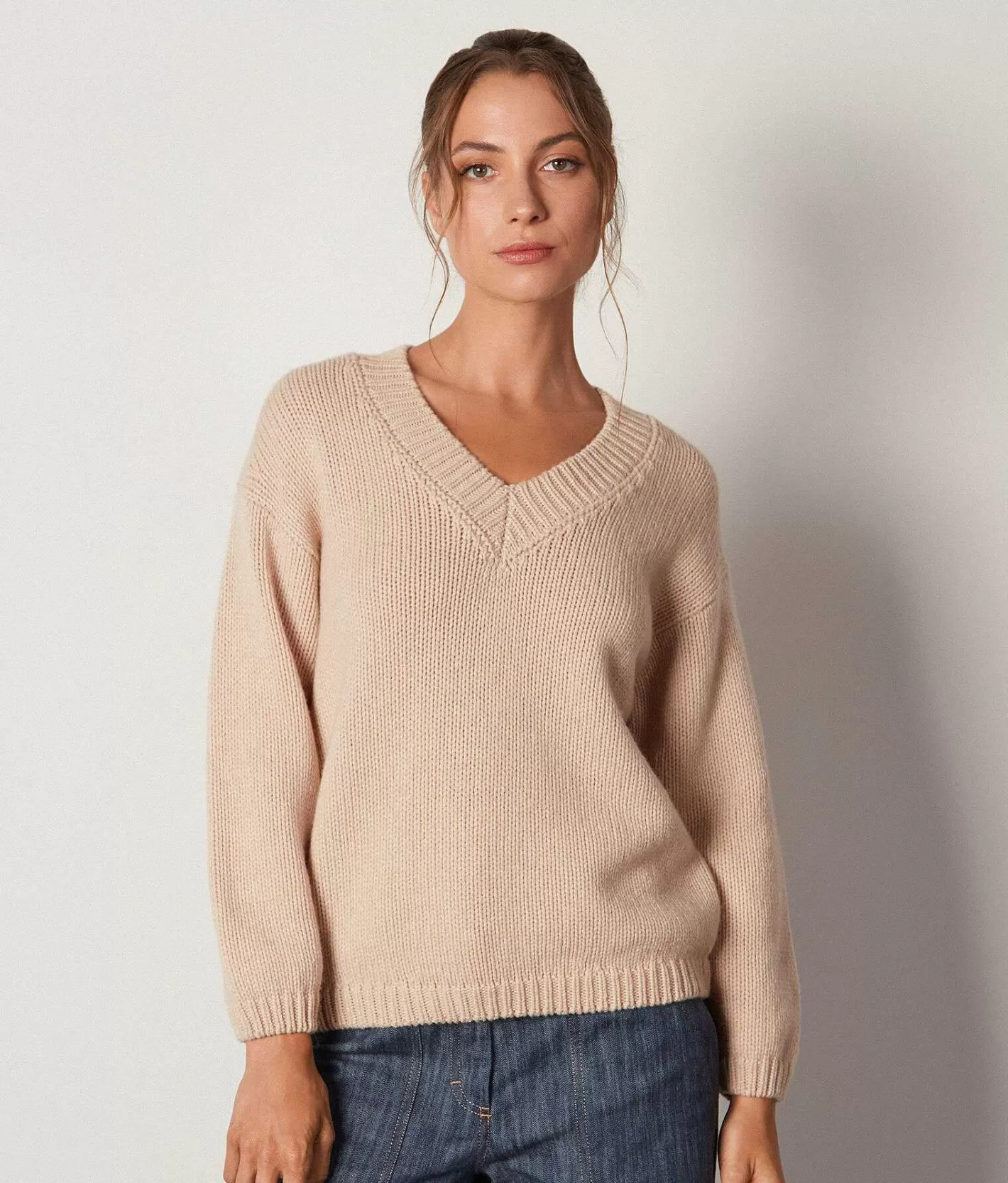 Falconeri Maglia Scollo A V In Cashmere Ultrasoft Tricot Hot