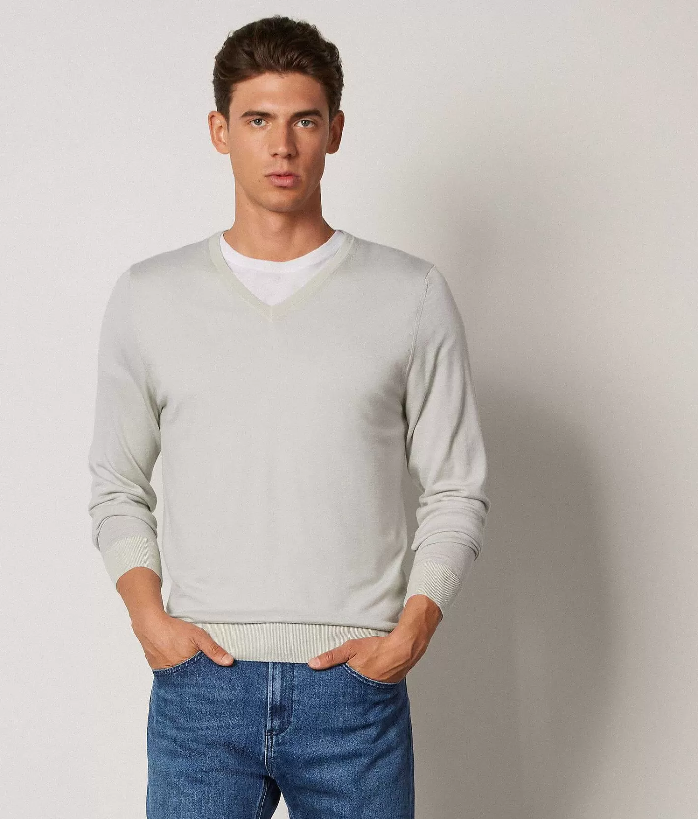 Falconeri Maglia Scollo V In Cashmere Ultrafine Outlet